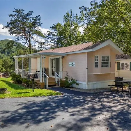 Villa Cozy 1Br Mountain Retreat